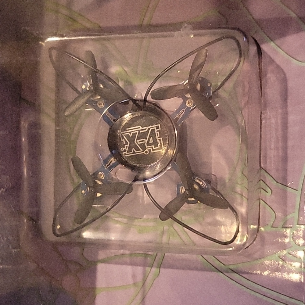 Nano Drone X-4 - Picture 3 of 4